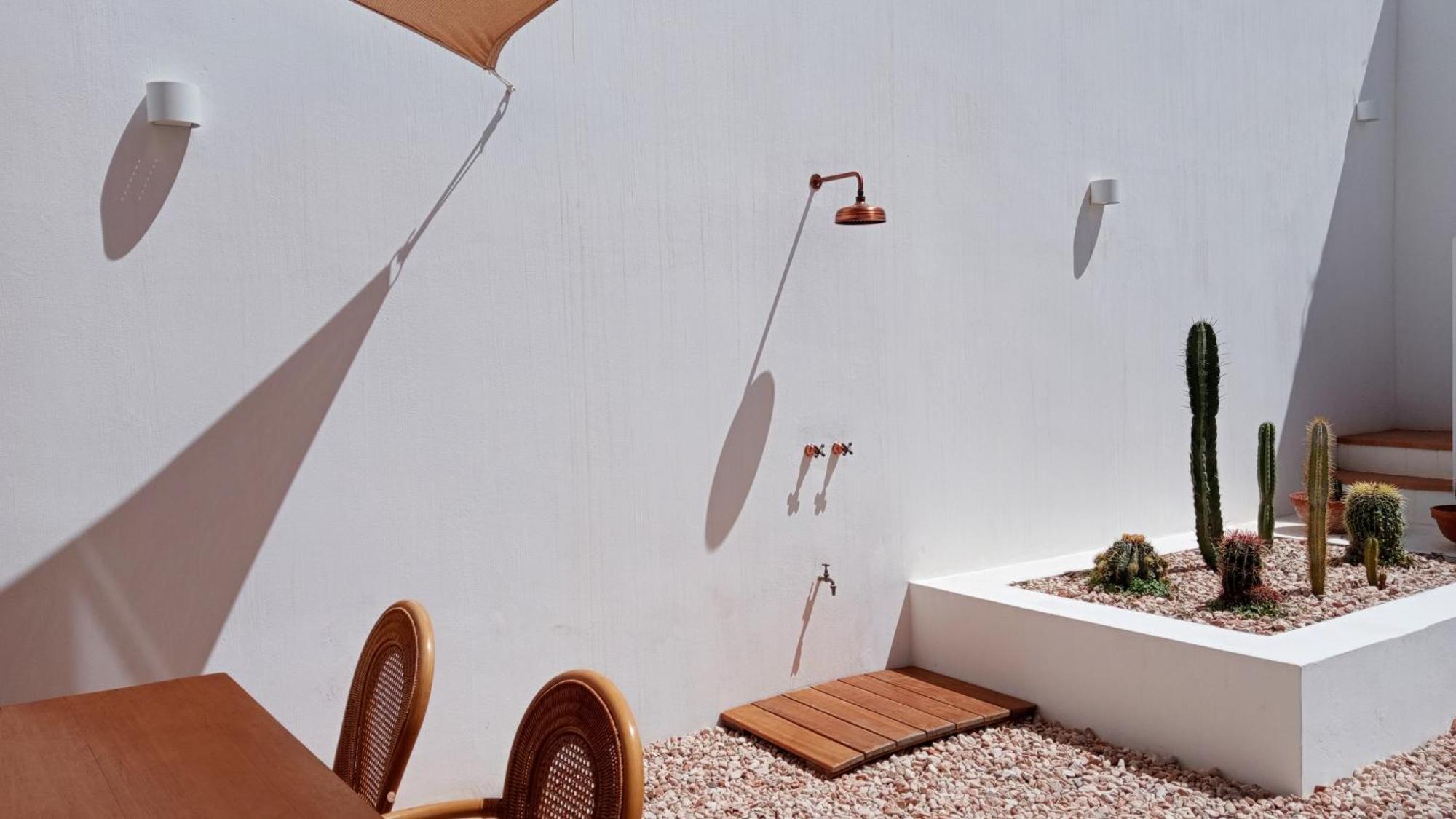 Hotel 3A Ease Of Living Ciutadella  Exteriör bild