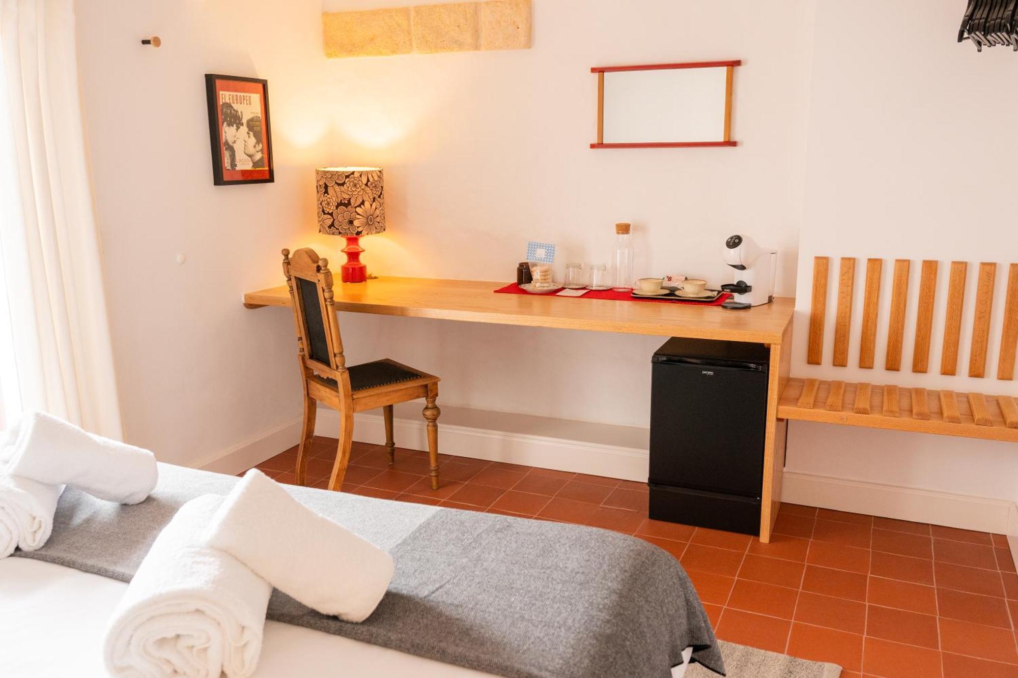 Hotel 3A Ease Of Living Ciutadella  Exteriör bild