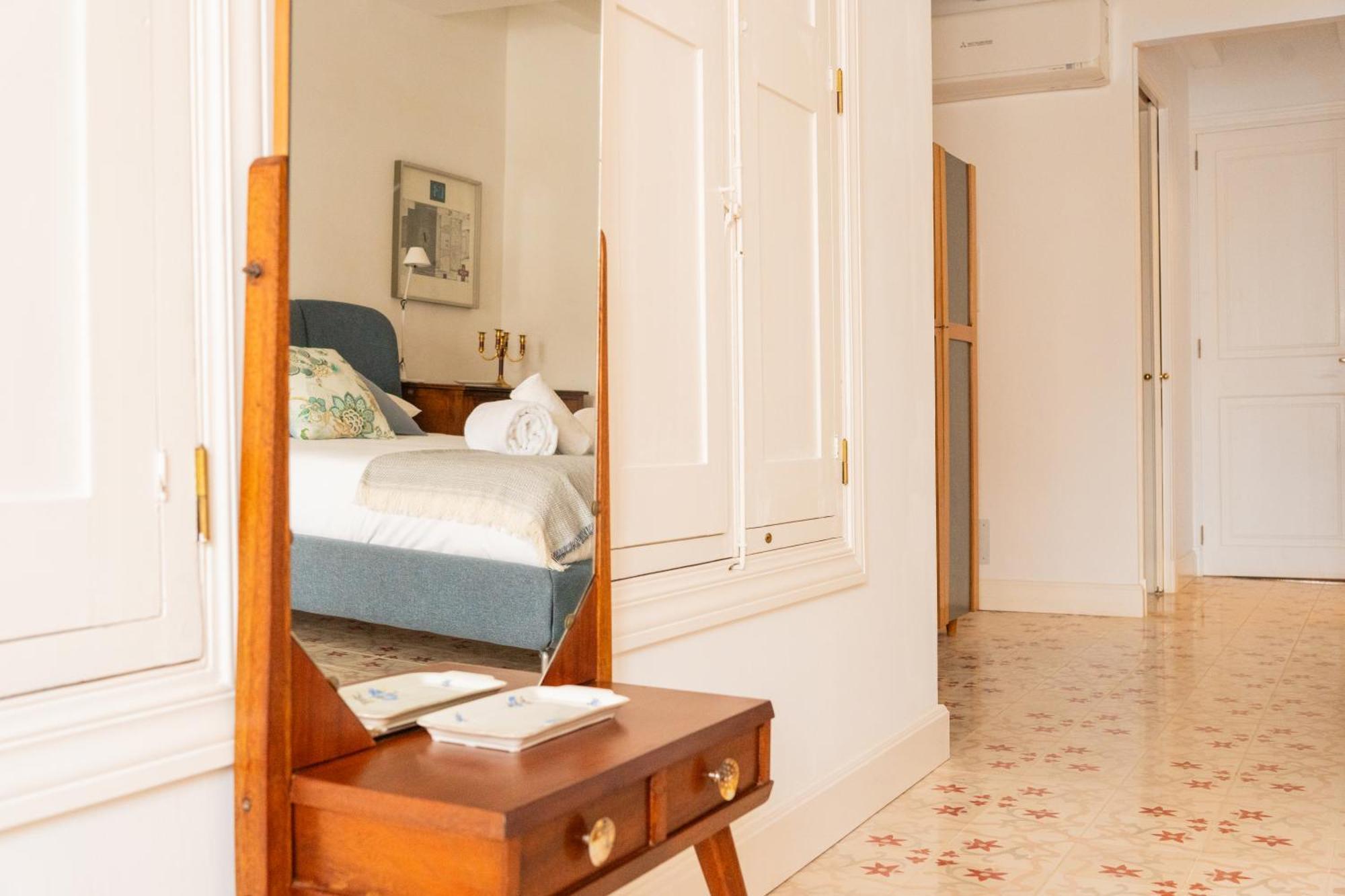 Hotel 3A Ease Of Living Ciutadella  Rum bild